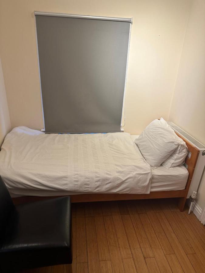 Sultania Motel And Catering Hedgerley 外观 照片