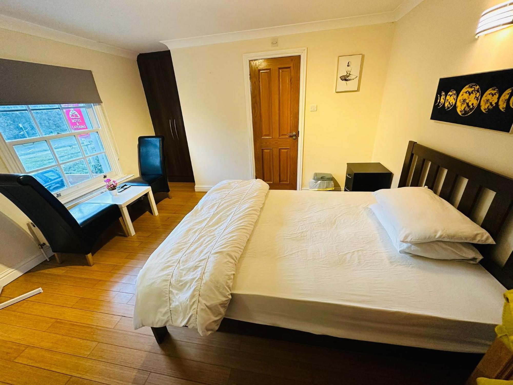 Sultania Motel And Catering Hedgerley 外观 照片